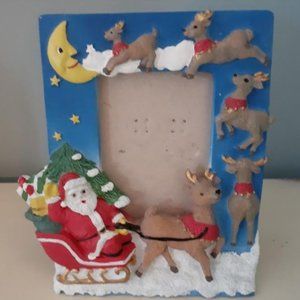 Vintage Star Imports Santa & Reindeer Picture Frame 🎁